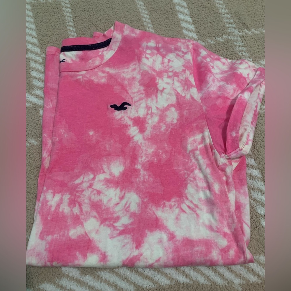 Hollister pink tiedye tshirt